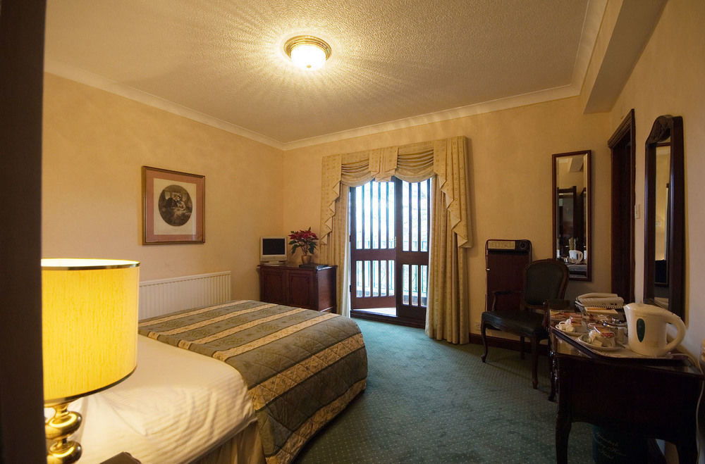 Grimstock Country House Hotel Birmingham Bagian luar foto